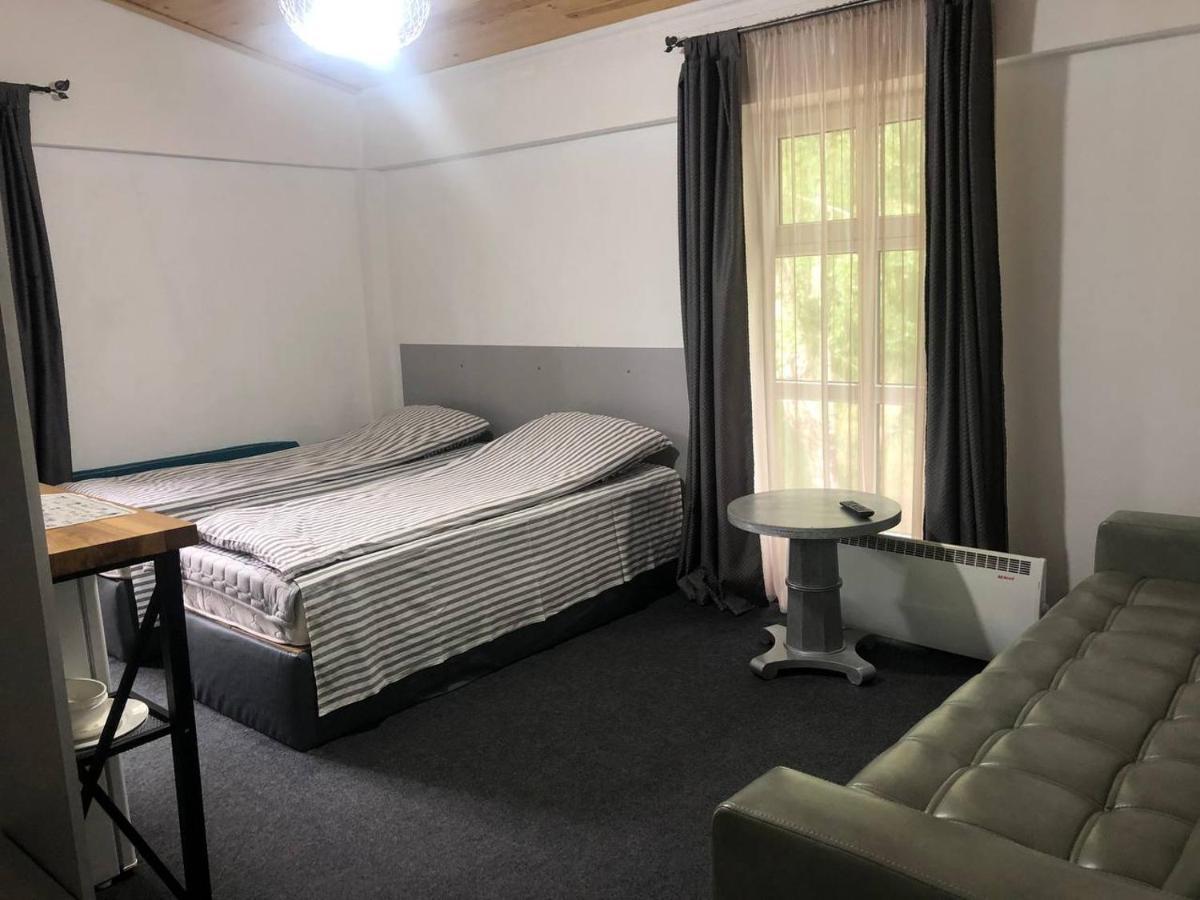 Zaton Guesthouse Чолпон-Ата Екстер'єр фото
